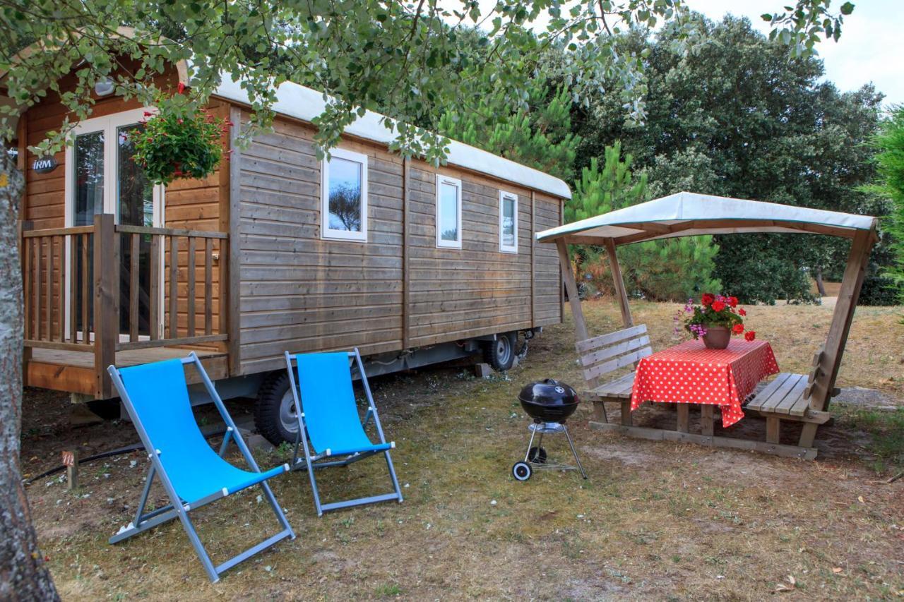 Domaine Du Collet**** Otel Villeneuve-en-Retz Dış mekan fotoğraf